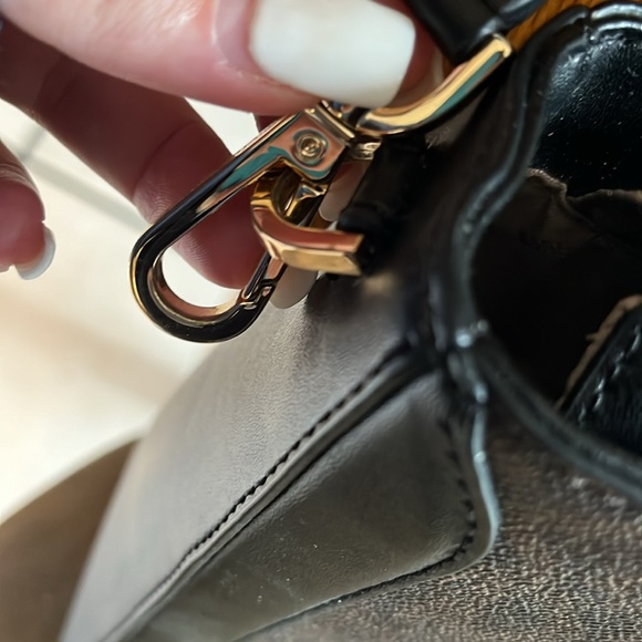 Michael Kors bag - Picture 5 of 12